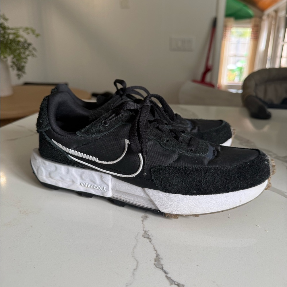Nike Black and White Athletic Shoes